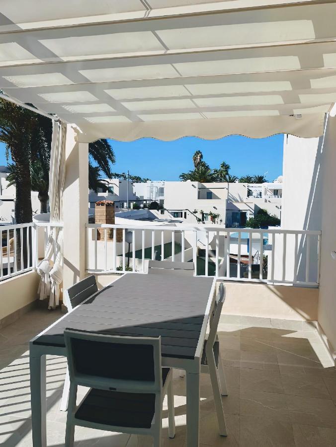 Red Hibiscus Corralejo Irent Fuerteventura Apartment Exterior photo